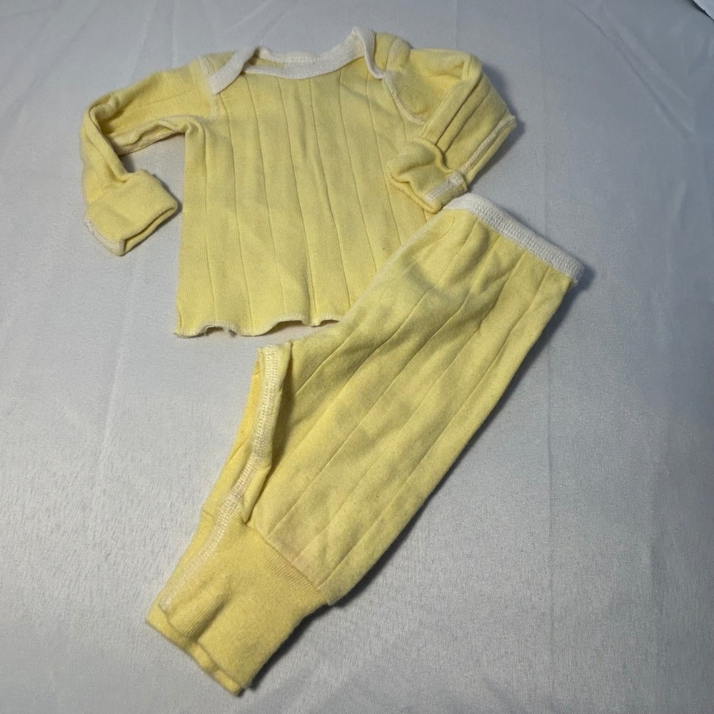 Vintage Gerber‎ Long Mates Ribbed Pajama Set Newborn Yellow Cotton Sleepwear